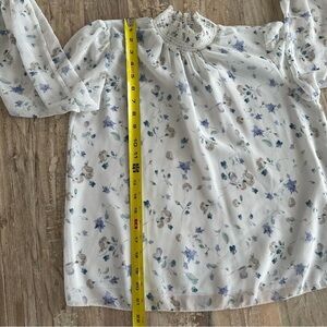 Aritzia Wilfred High Neck Floral Sheer Blouse Ivory Floral Print Size 2XS EUC